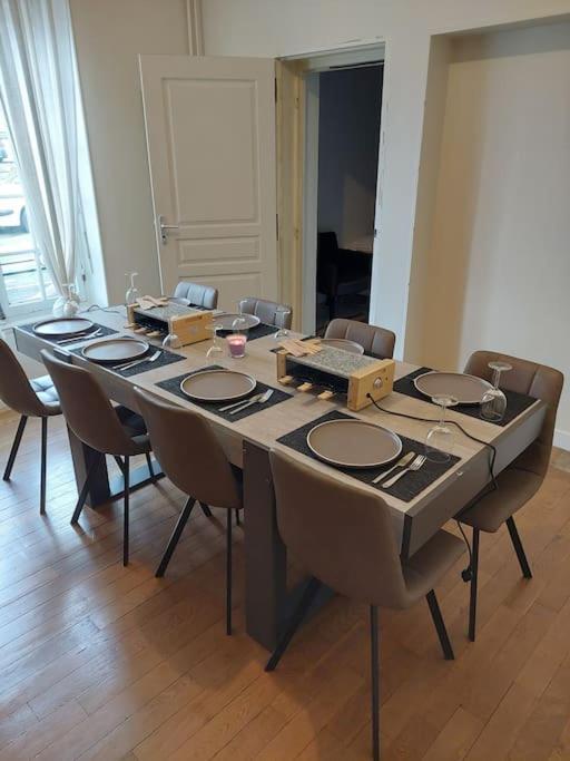 Gite D'Exception 13 Couchages Avec Jacuzzi Et Sauna Châlons-en-Champagne Buitenkant foto
